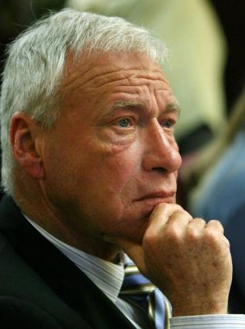 Mort d'un grand homme Mort d'un grand homme