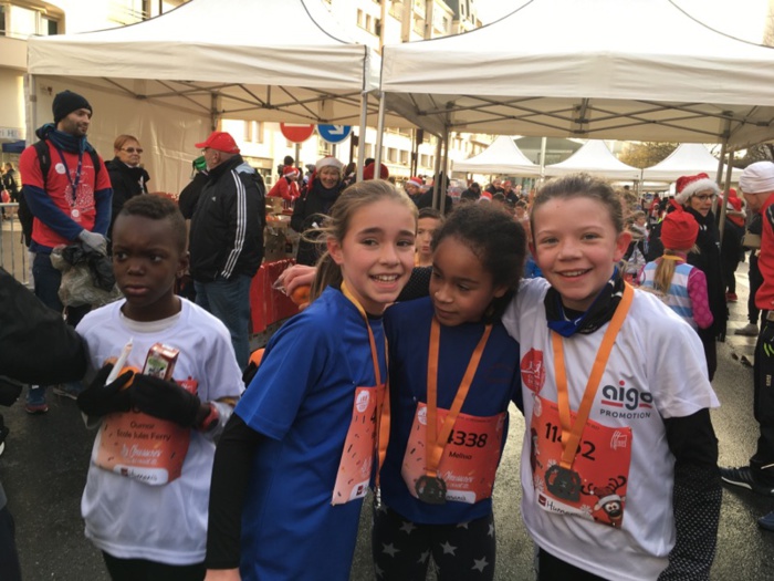 Blanche 1re, Melissa 3e et Mélis 4e Blanche 1re, Melissa 3e et Mélis 4e