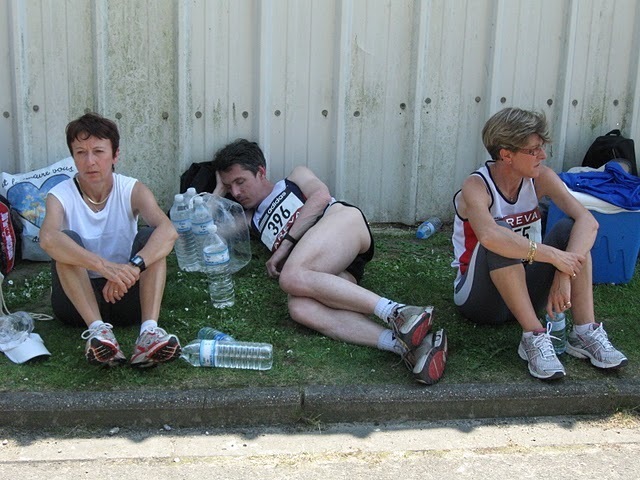 Annie, Marc et Nadine sous une chaleur asssssommmmante! ... Annie, Marc et Nadine sous une chaleur asssssommmmante! ...