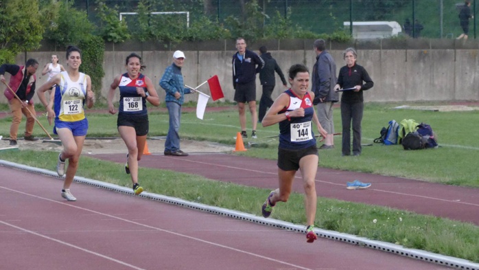 Frederique Bourree à l'arrivée de la 2e série du 1000 m Frederique Bourree à l'arrivée de la 2e série du 1000 m