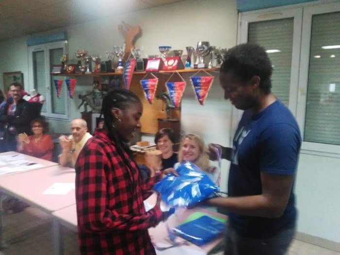 Louciana Rosbif récompensée par son entraineur. Louciana Rosbif récompensée par son entraineur.