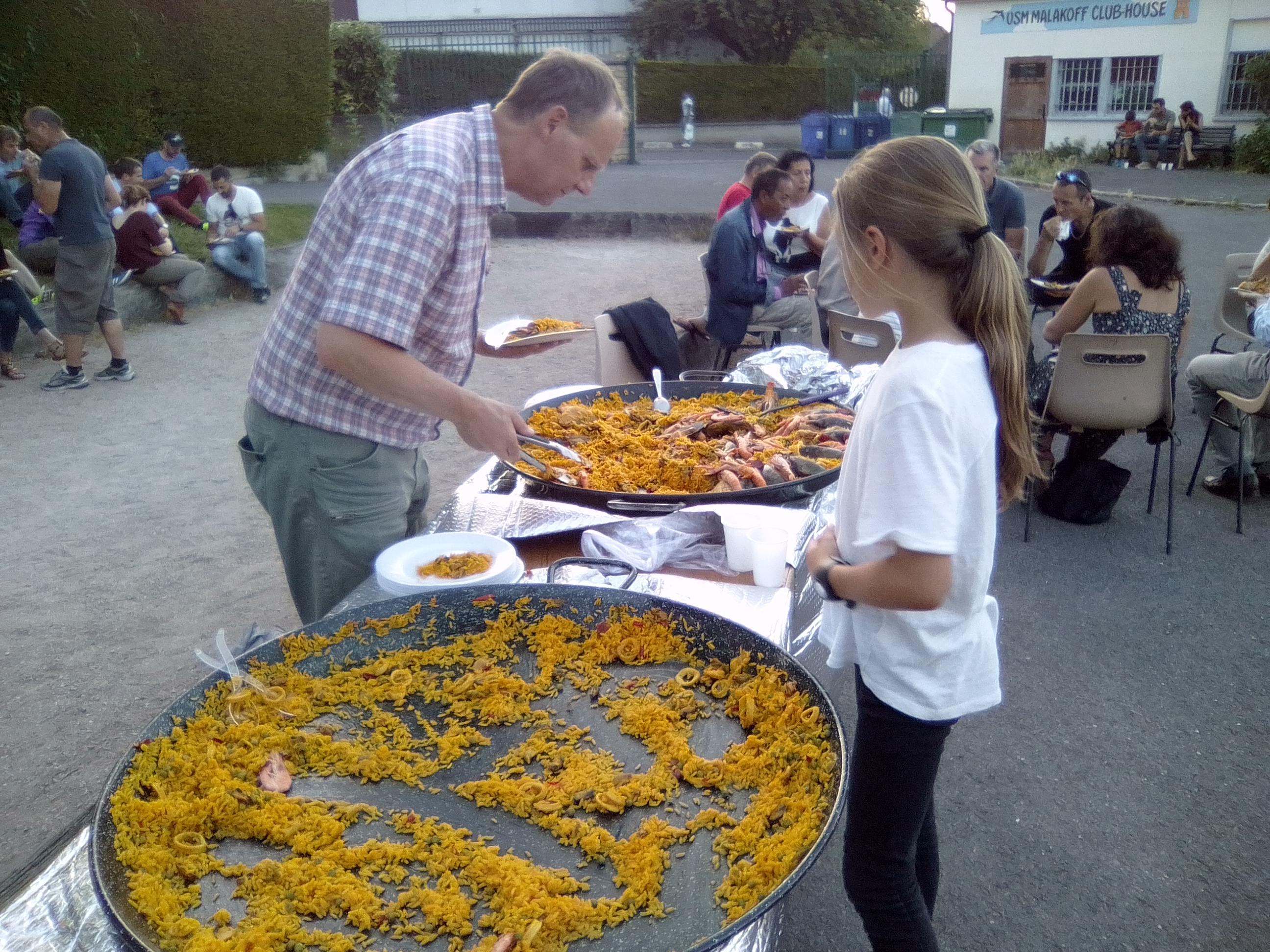 Paella géante