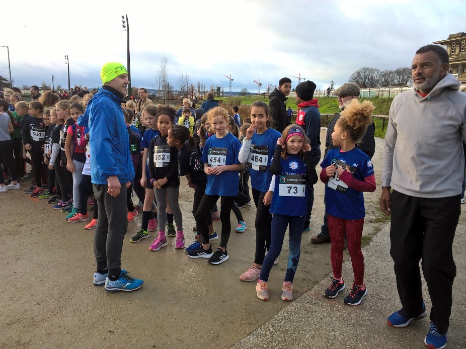 Les poussines au départ Les poussines au départ