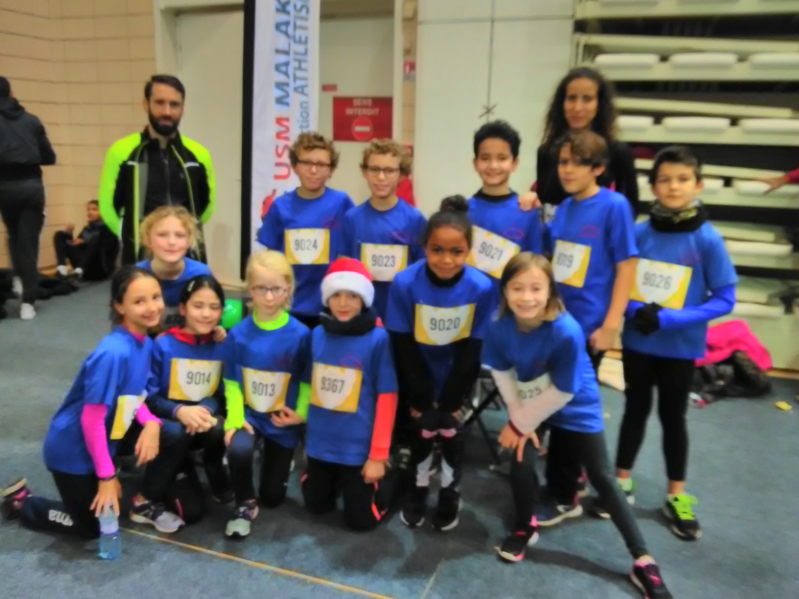 Les poussins-poussines avec Yasna et Baptiste Les poussins-poussines avec Yasna et Baptiste