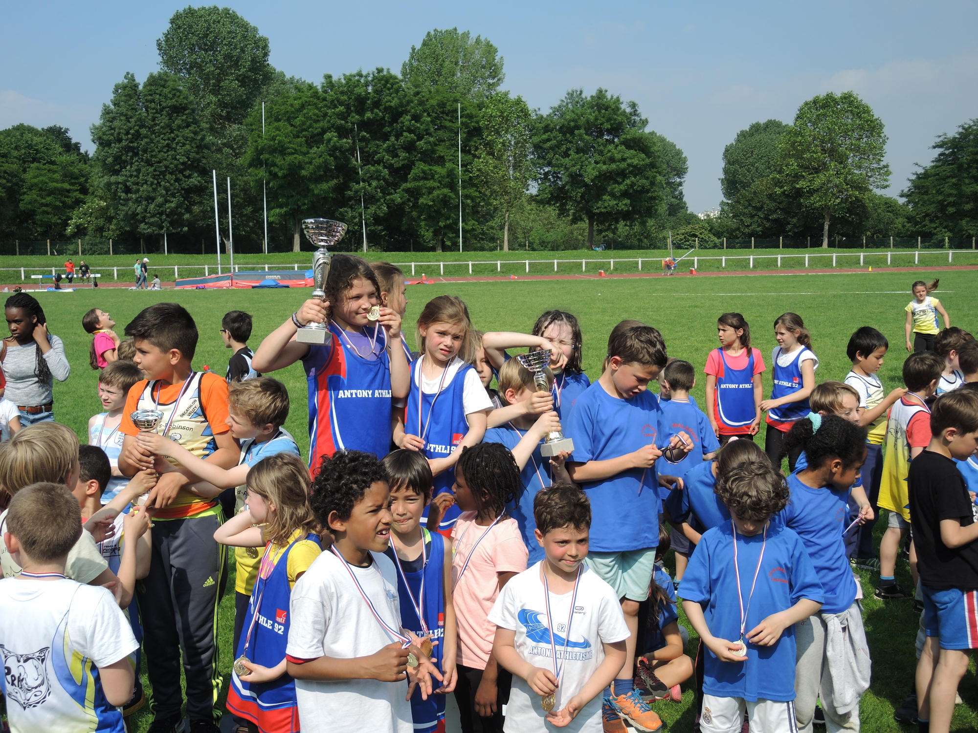 Finale départementale des animations Eveil athlétique et triathlons Poussins-Poussines